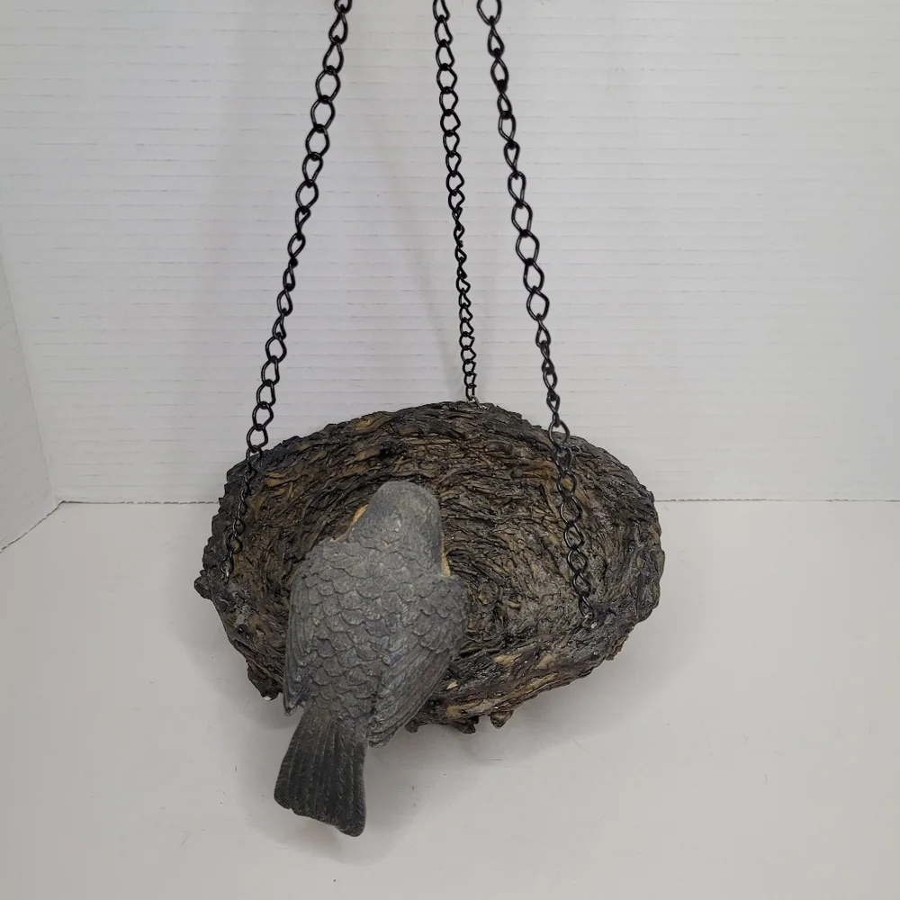 Hanging Bird Nest with Robin Vintage Decor with Chain Bird Feeder